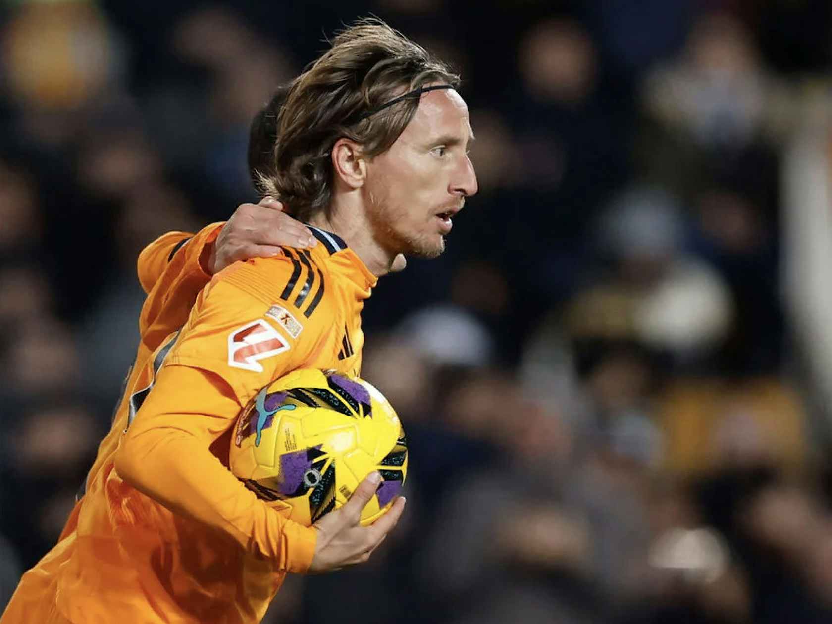 技术底层：解析“虚拟现实（VR）赌场”中对物理重力的模拟算法。（技术解析：虚拟现实（VR）赌场中的物理重力模拟算法）