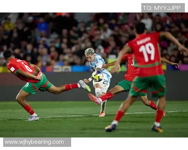 勒沃库森欧联杯10连胜，阿隆索率队剑指三冠王